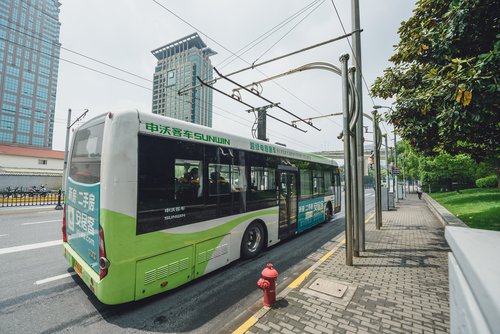 Blockchain Firm To Raise $24 Billion For Electric Bus Upgrades In China