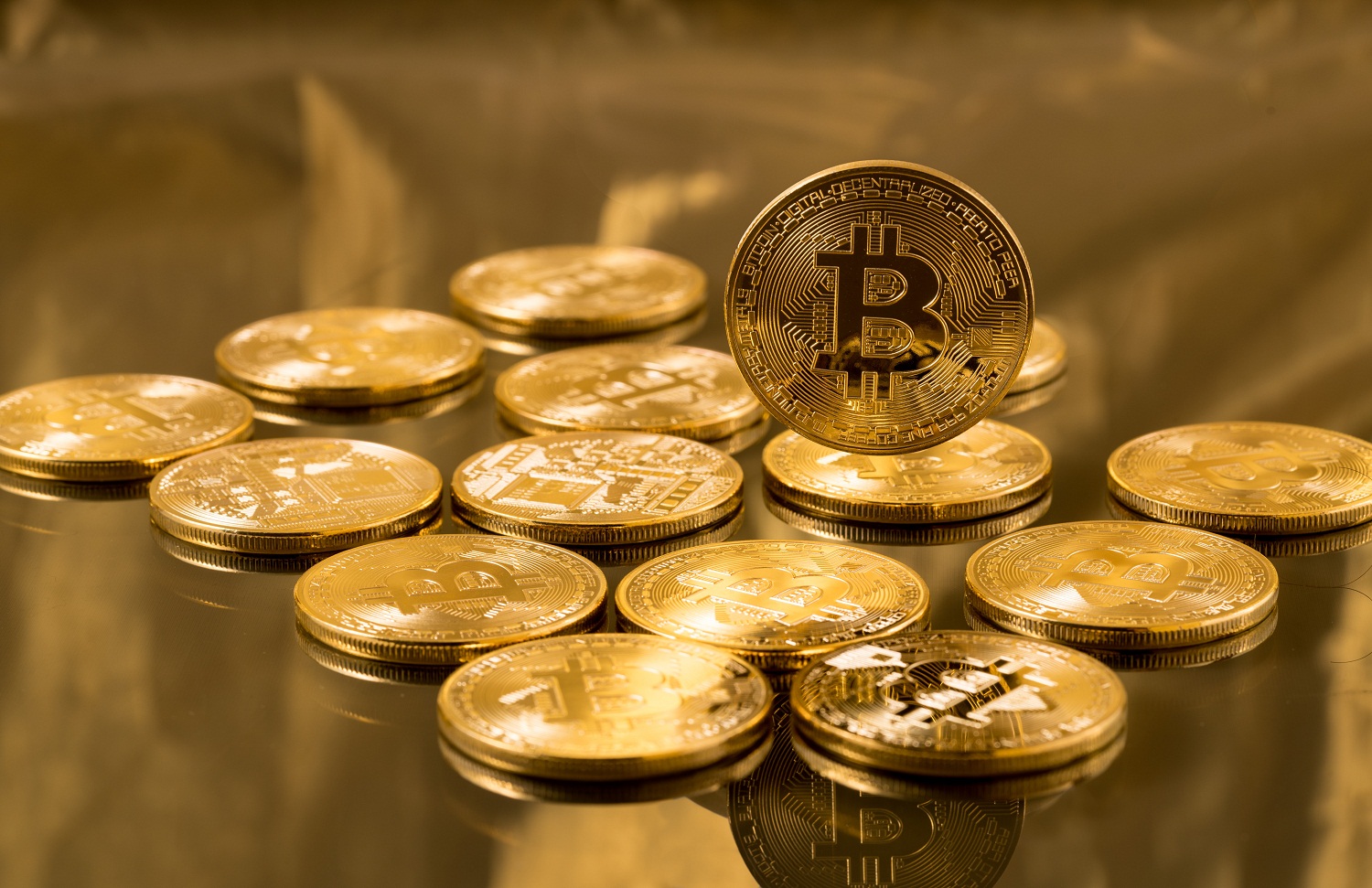 Breakout Ahead? Bitcoin Closes On Key Price Hurdle