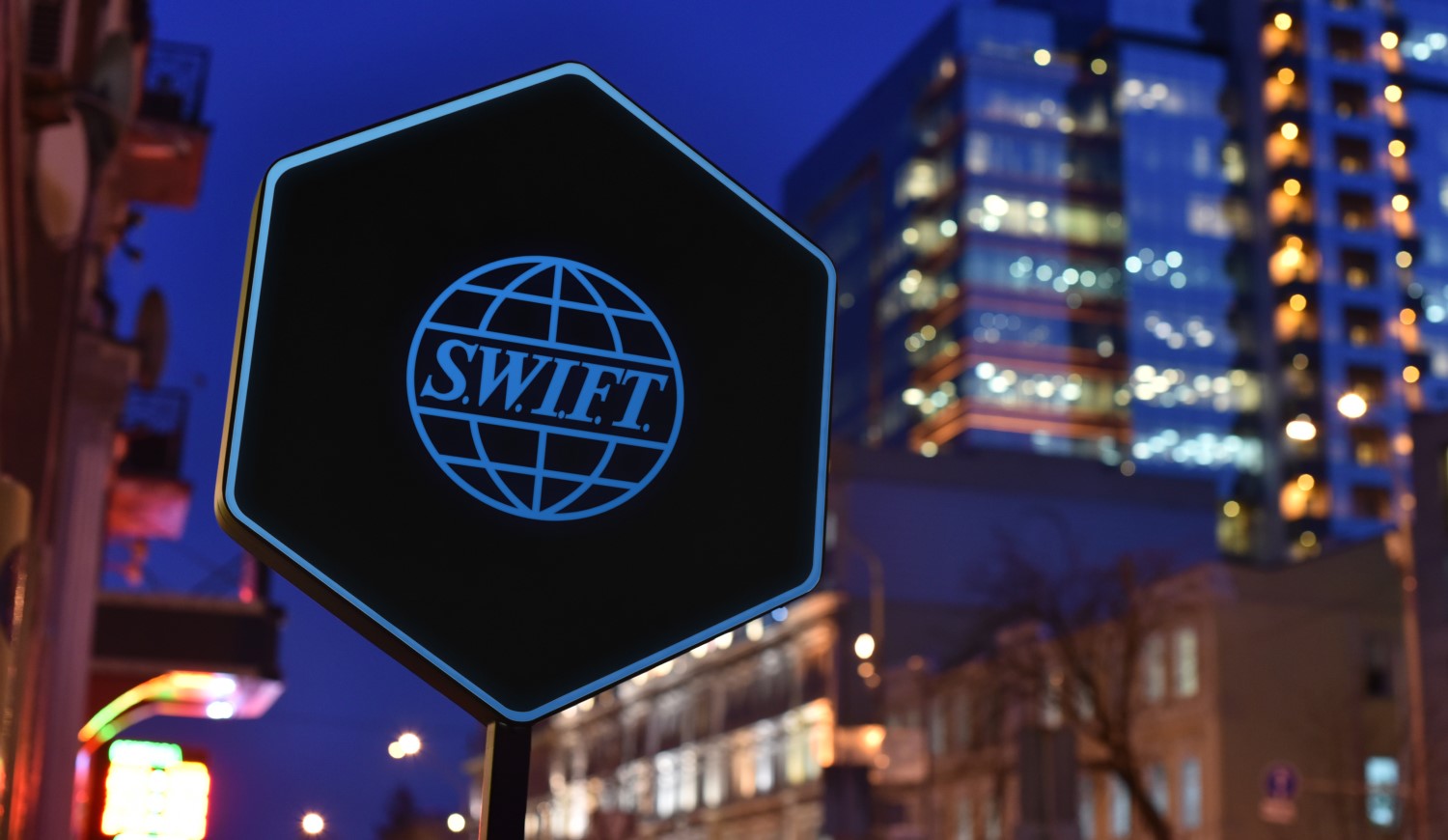 SWIFT Teams Up With Major Banks, SGX To Trial Blockchain Voting