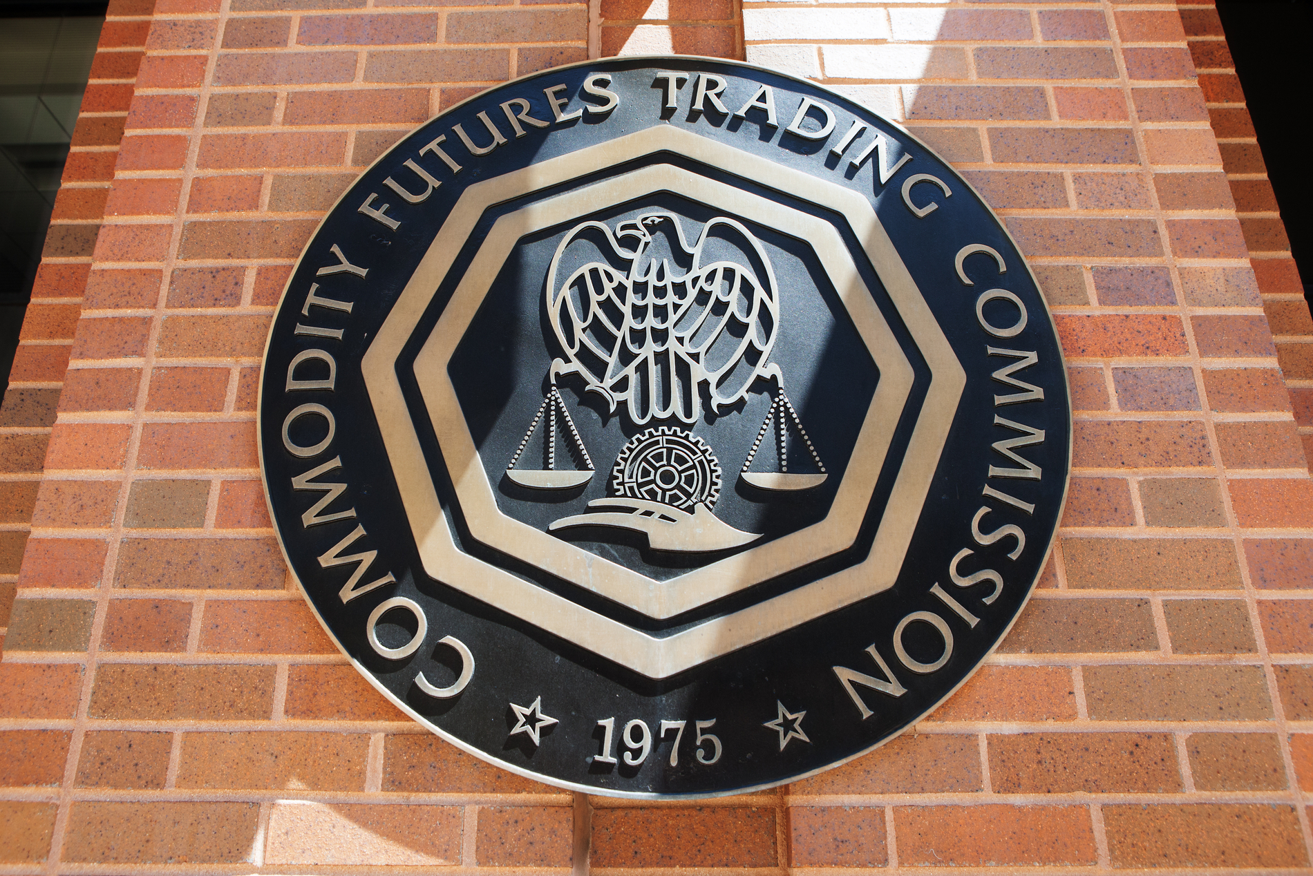 CFTC Takes Action Against Crypto Options ‘Ponzi Scheme’