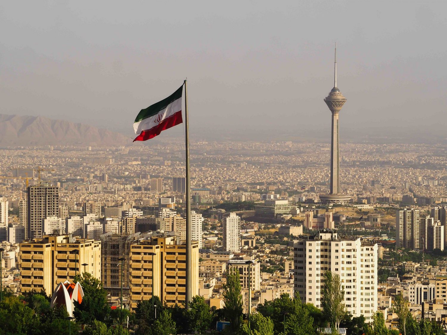 Over-1,000-bitcoin-miners-granted-licenses-in-iran:-report