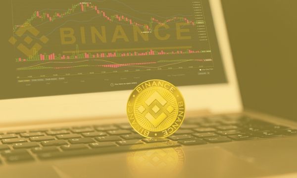 Binance-halts-trading-for-unscheduled-maintenance,-funds-are-safu