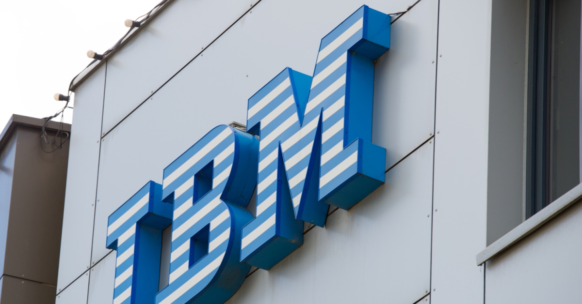 Ibm-blockchain-to-offer-decentralized-smart-contract-option