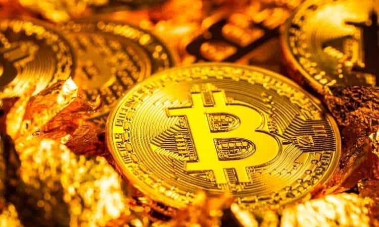 Bitcoin-price-could-triple-even-after-a-modest-switch-from-gold,-jp-morgan-says