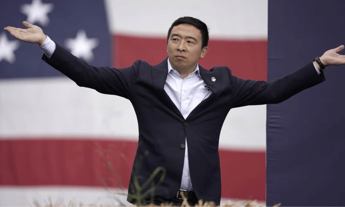 Andrew-yang-expresses-support-for-bitcoin-after-launching-new-party