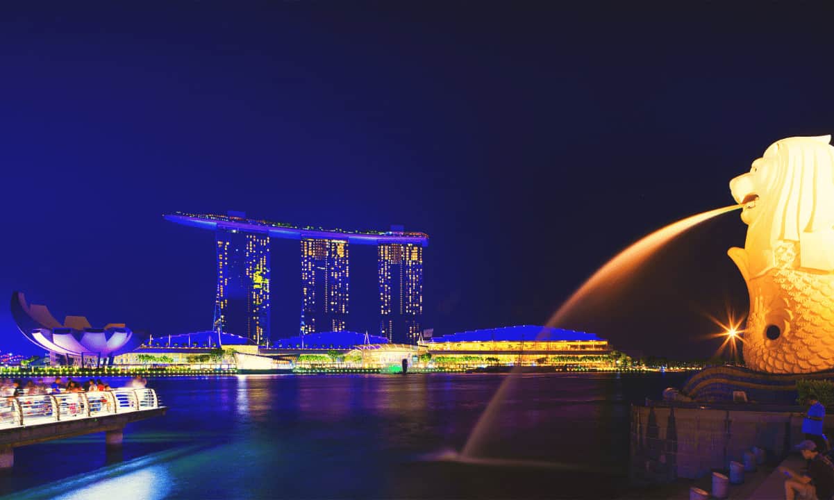 Singapore-urges-local-crypto-companies-to-refrain-from-promoting-digital-assets:-report