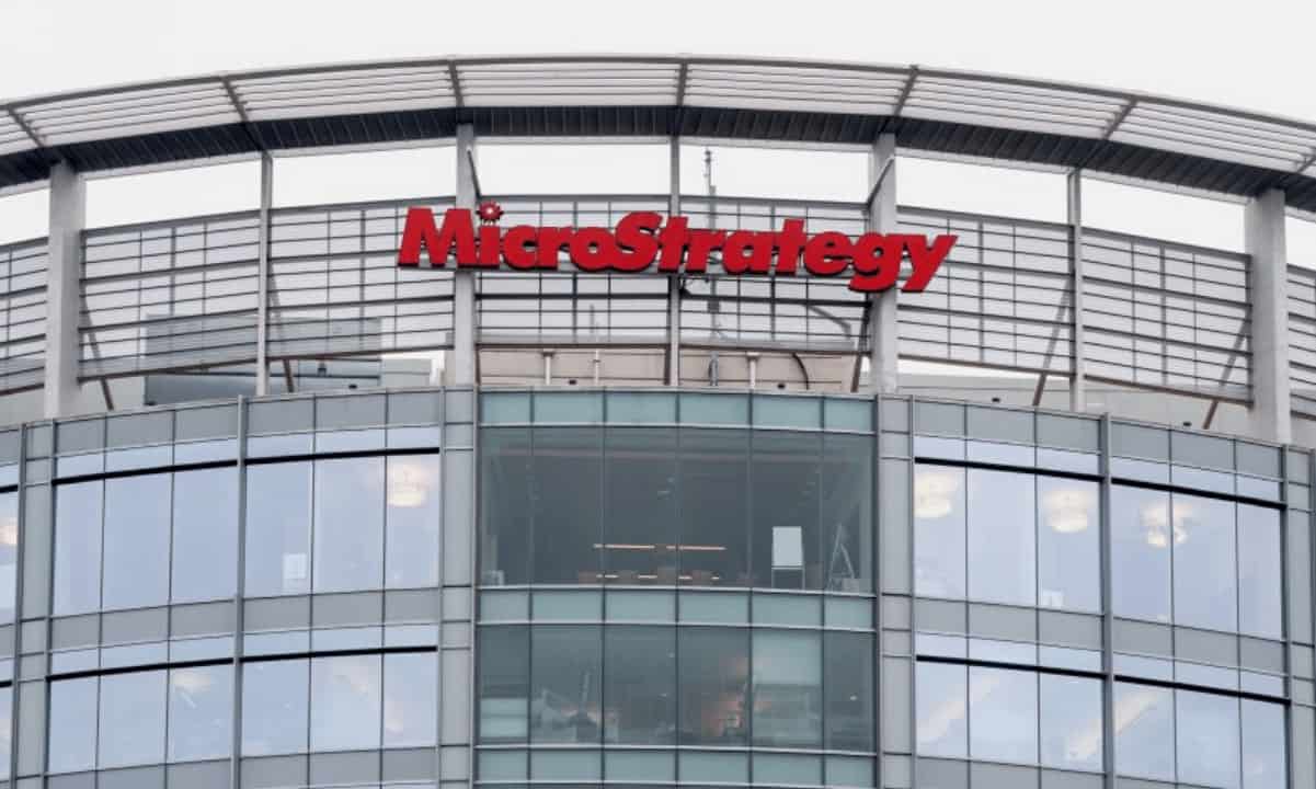 Microstrategy’s-bitcoin-impairment-charge-swells-to-$147-million-in-q4-2021