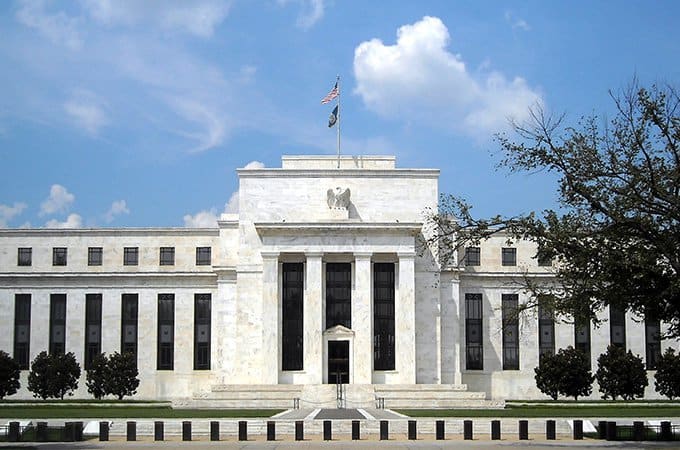 Fed-bans-its-officials-from-trading-bitcoin,-stocks,-bonds