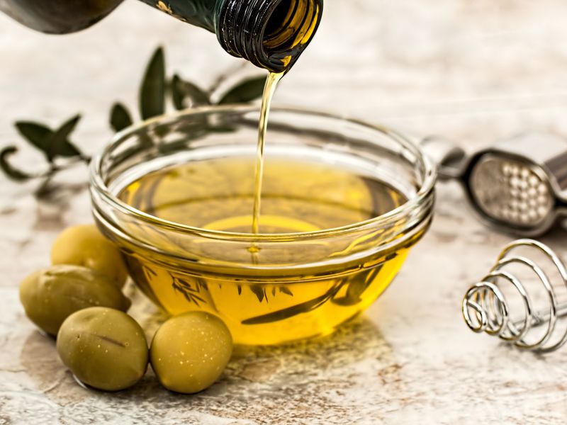 Olive-oil-producer-issues-first-euro-stablecoin-denominated-bond-on-obligate’s-defi-platform
