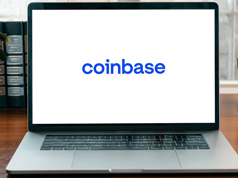 Coinbase-soars-after-reaching-cboe-surveillance-sharing-agreement-for-5-bitcoin-etf-applications