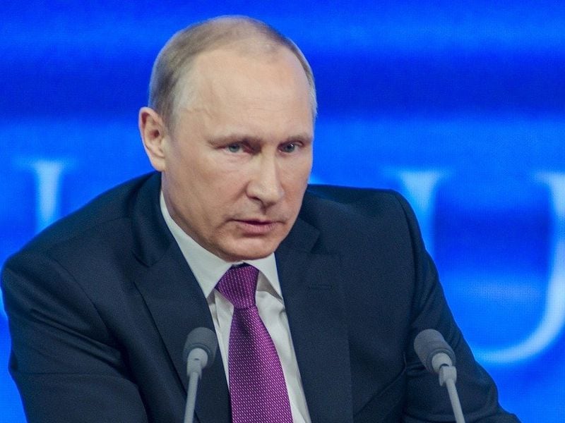 Vladimir-putin’s-signature-brings-digital-ruble-into-russia’s-tax-code
