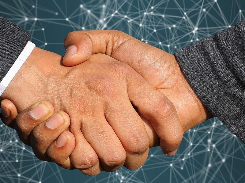 Three-decentralized-platforms-to-merge-ai-tokens,-create-ai-alliance