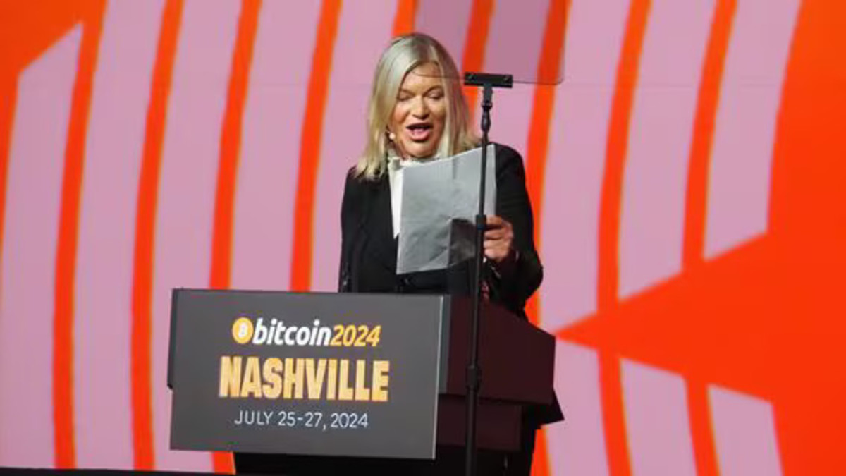 Senator-cynthia-lummis-announces-bill-for-us-to-buy-1-million-bitcoin