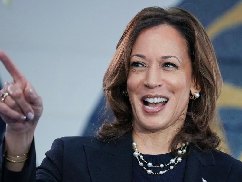 Kamala-harris-signals-interest-in-friendlier-stance-on-crypto:-bloomberg