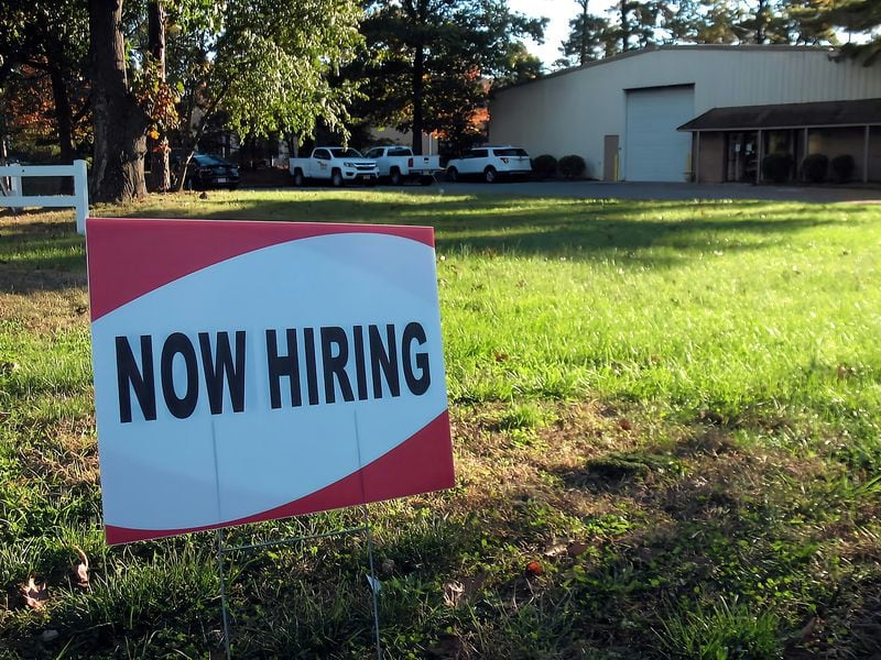 Us.-added-142k-jobs-in-august,-likely-setting-stage-for-25-basis-point-rate-cut