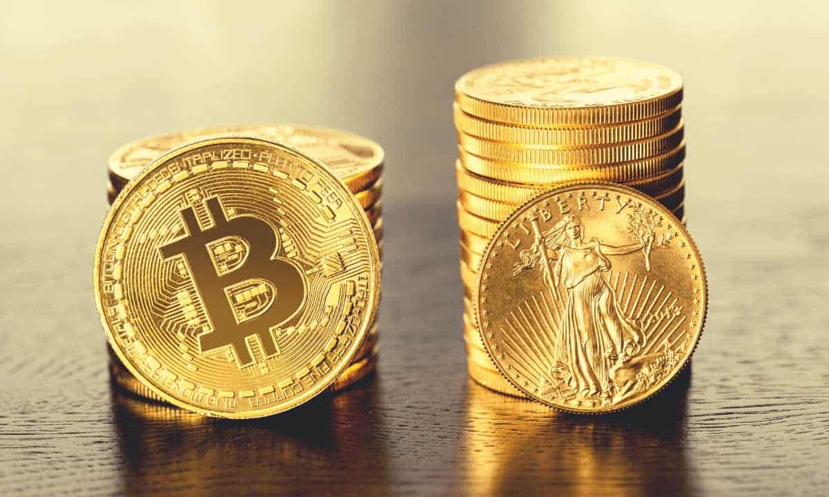 Bitcoin’s-correlation-with-gold-turns-negative-as-market-slips-into-bear-phase:-cryptoquant