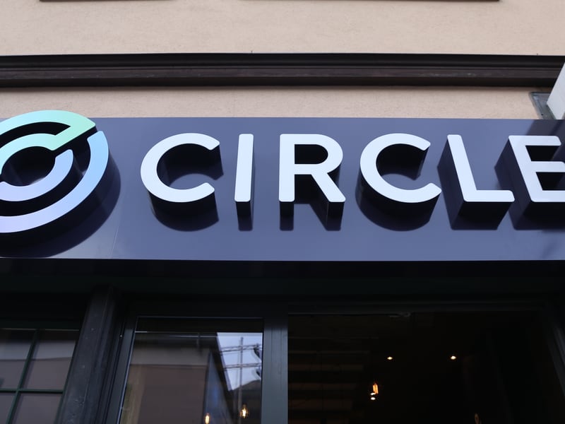 Circle’s-usdc-in-brazil-and-mexico-now-available-to-businesses-via-banking-system