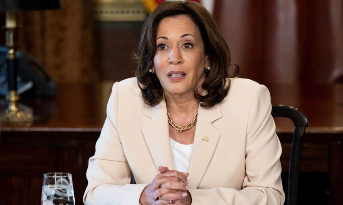 Kamala-harris-promises-to-encourage-crypto-in-surprising-campaign-shift 