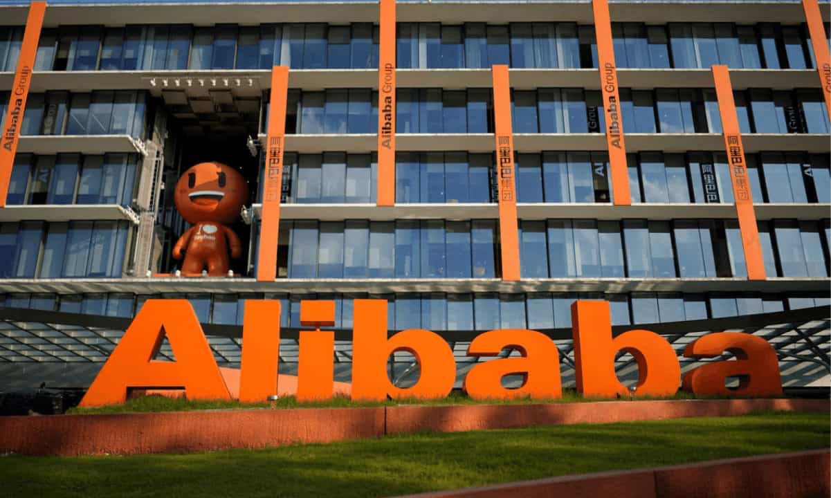 Chinese-e-commerce-giant-alibaba-downsizing-metaverse-unit-to-streamline-operations:-report