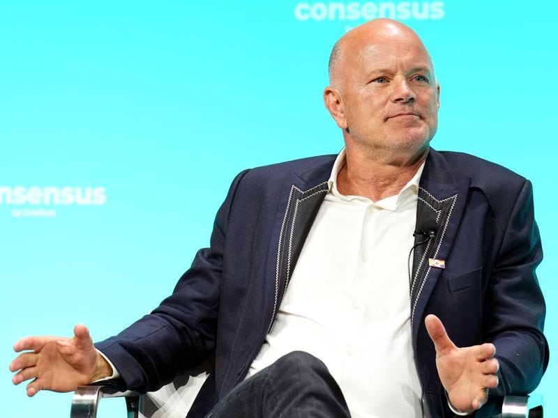 Michael-novogratz’s-galaxy-looks-to-ai-computing-as-bitcoin-mining-revenue-falls