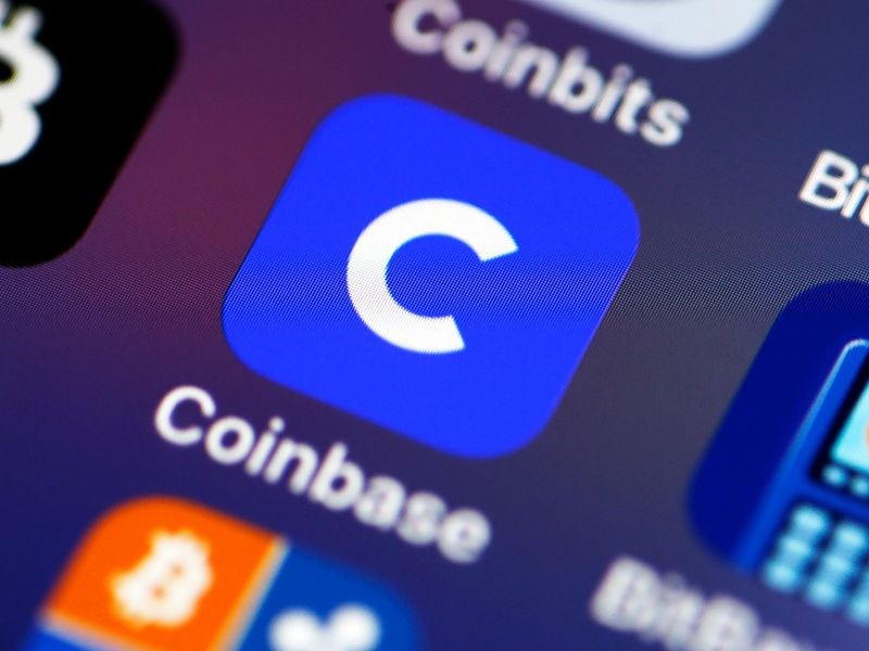 Coinbase-brings-bitcoin-to-solana,-spurring-high-hopes-for-defi-surge