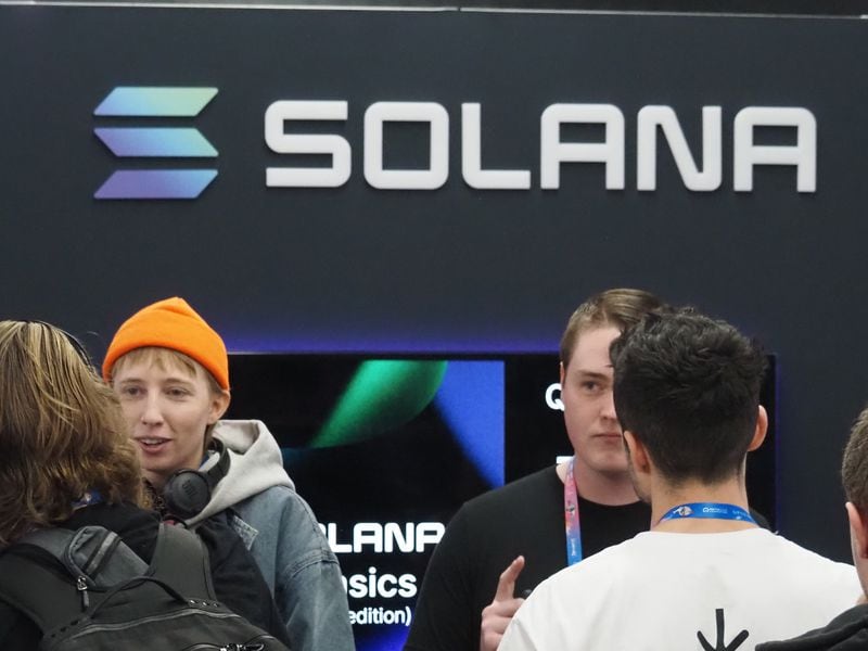 Solana’s-sol-surges-to-record-high-above-$260